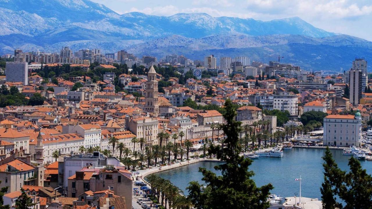 Apartman Mia With Pool1 Σπλιτ Εξωτερικό φωτογραφία
