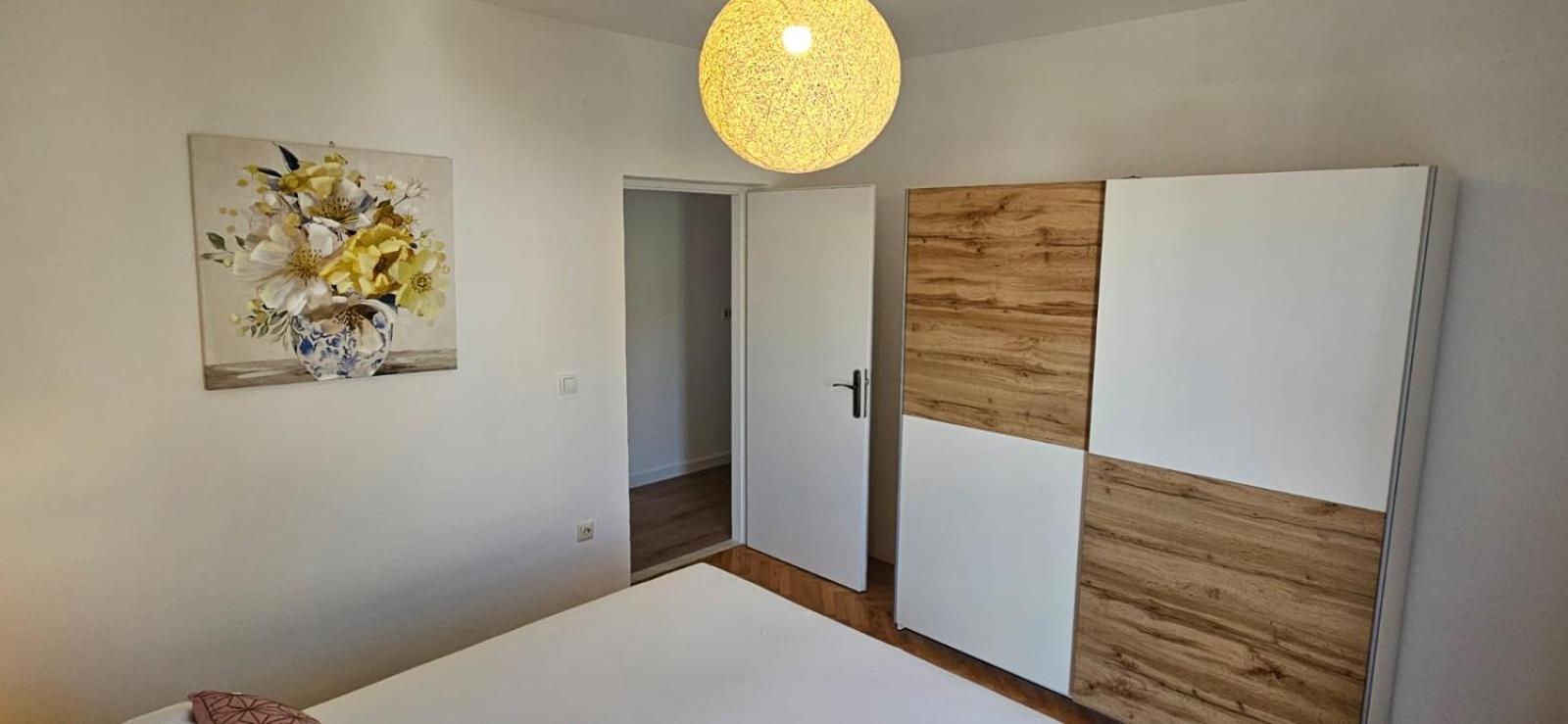 Apartman Mia With Pool1 Σπλιτ Εξωτερικό φωτογραφία