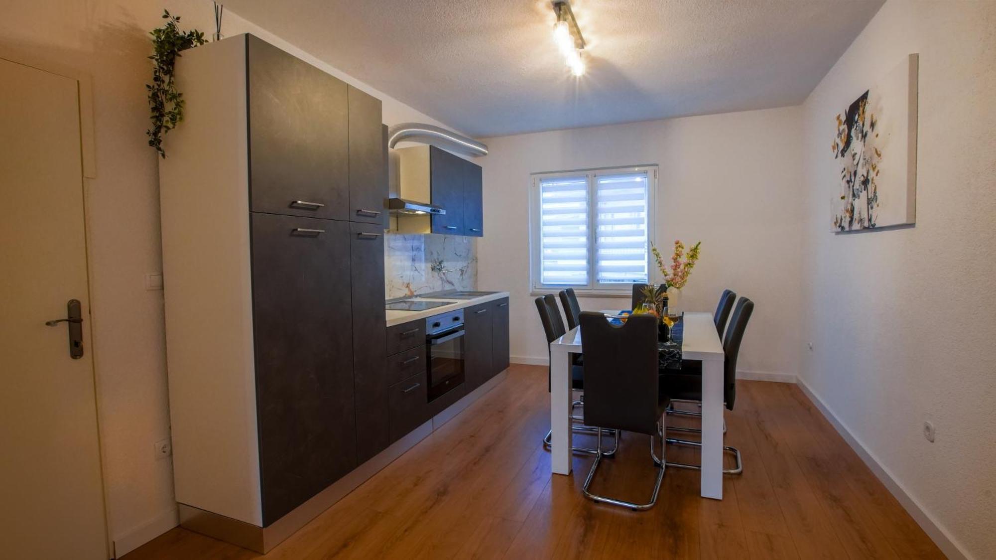 Apartman Mia With Pool1 Σπλιτ Εξωτερικό φωτογραφία
